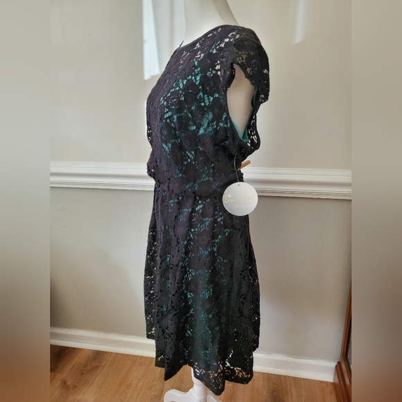 NWT Emma & Michele Lace Overlay Dress Size 16 - Picture 3 of 10